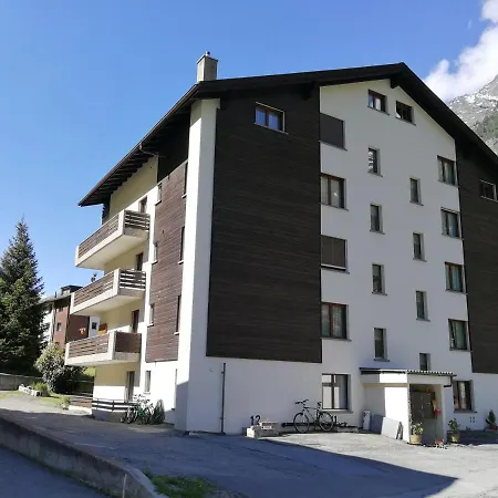 Apartment Haus *